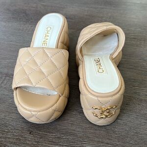Chanel nude quilted platform shoes slides sandals size 36 authentic CC wedge